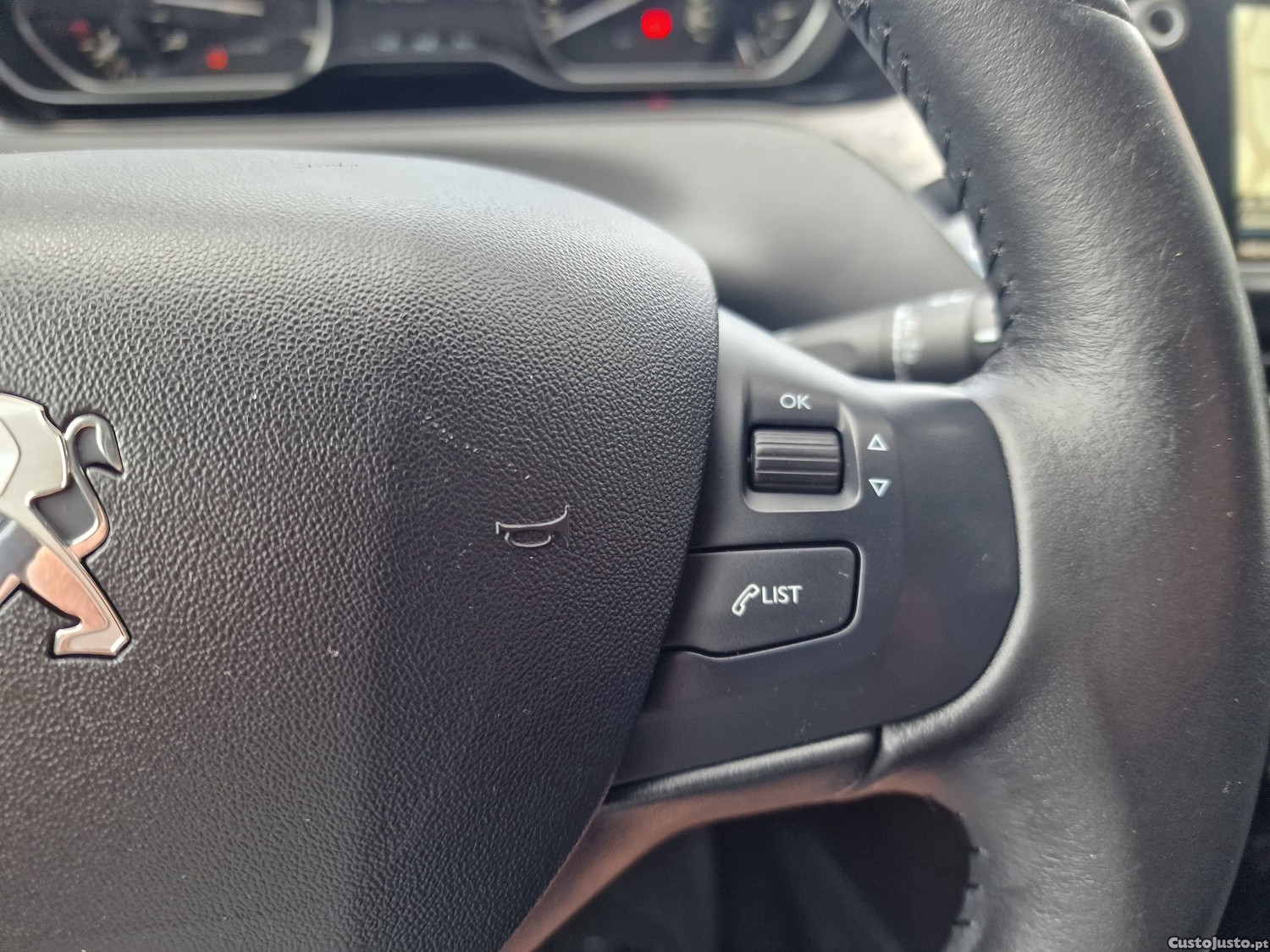 Peugeot 208 1.5 HDI STYLE 100CV — fotografia 9