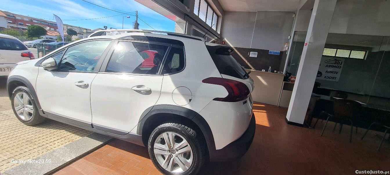 Peugeot 2008 1.5 blue hdi — fotografia 5