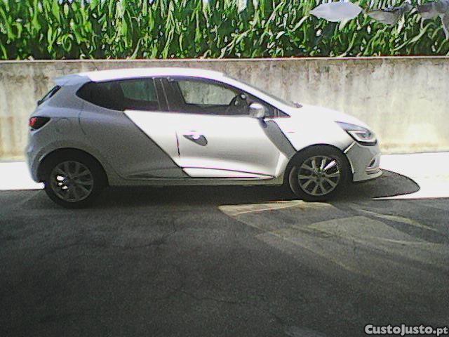 Renault Clio 1500-DCI-Diesel de 90-Cavalos — fotografia 9