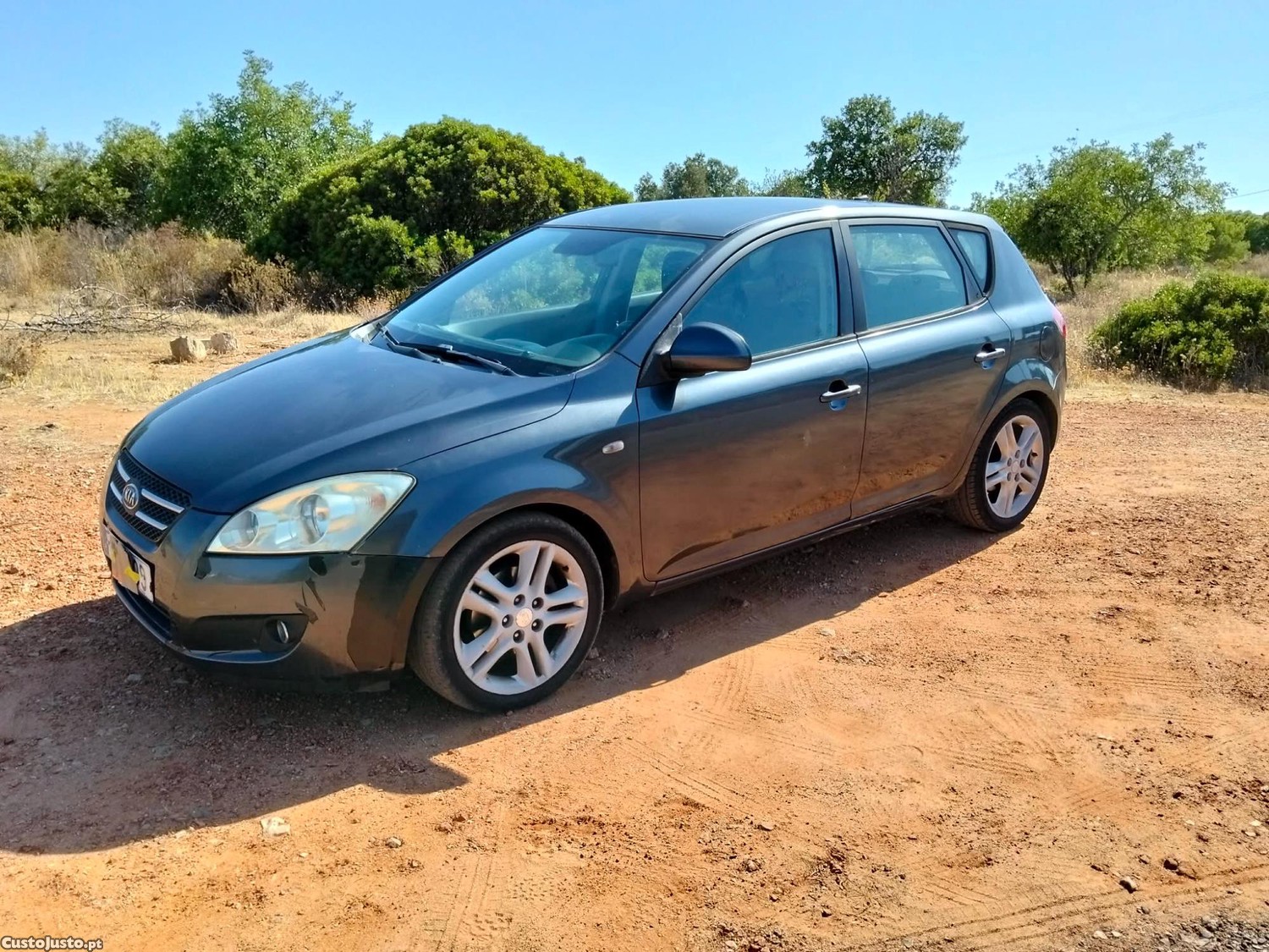 Kia Ceed 1.6 CRDI DIESEL DE 5 LUGARES — fotografia 6