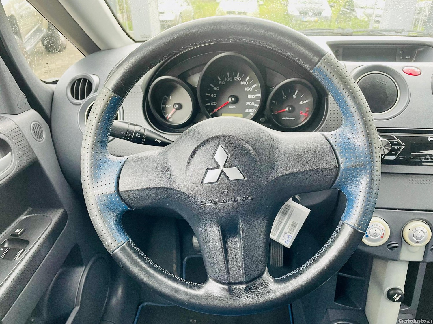 Mitsubishi Colt 1.5 DI-D E-motion P.Segurança — fotografia 5