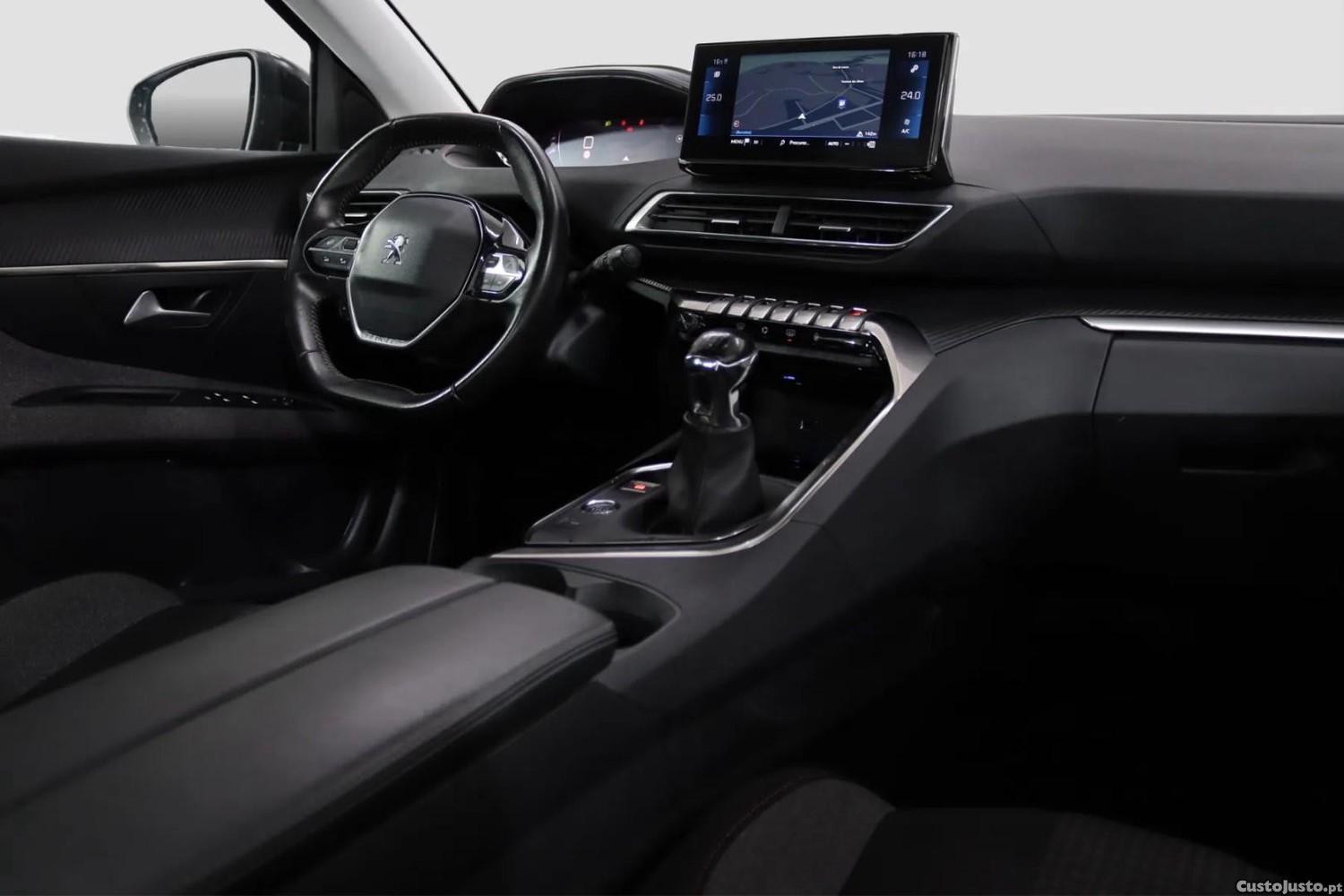 Peugeot 3008 1.2 PureTech Active Pack — fotografia 15