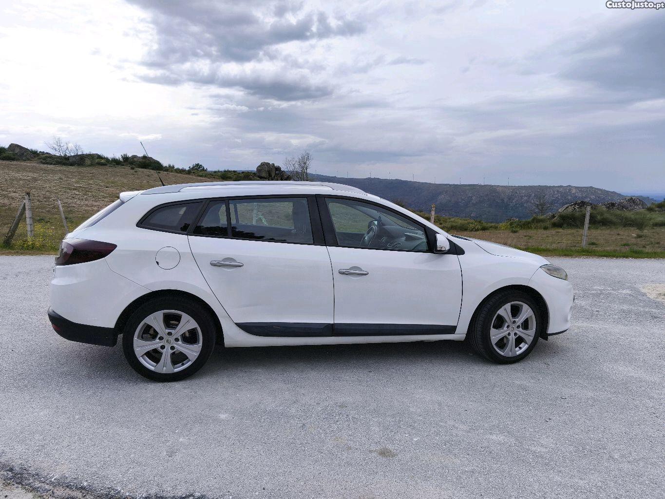 Renault Mégane Sport Tourer 1.5 dCi Dynamic — fotografia 7