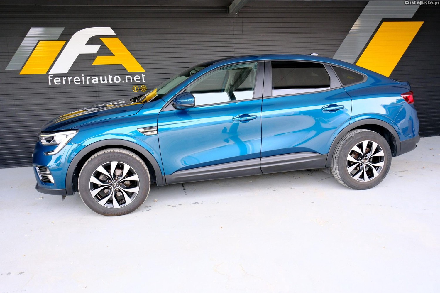 Renault Arkana 1.3 TCe Evolution EDC — fotografia 22