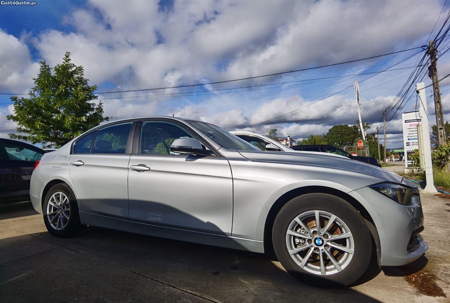 BMW 320 LCI Avantage 190cv — fotografia 4