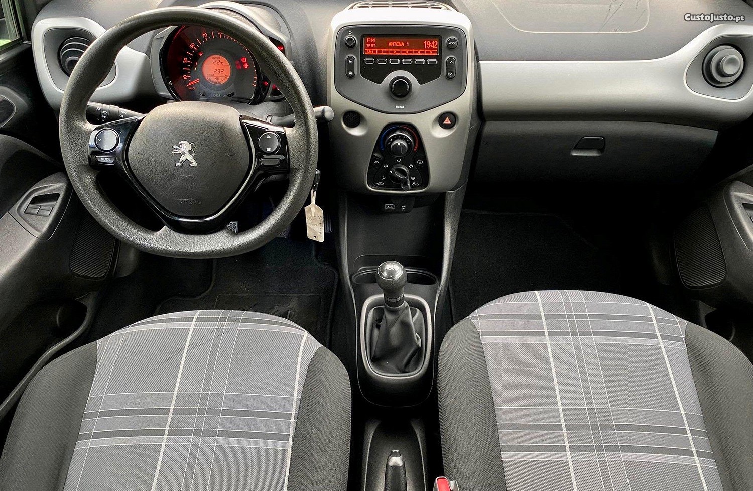 Peugeot 108 1.0 e-VTi Active — fotografia 4