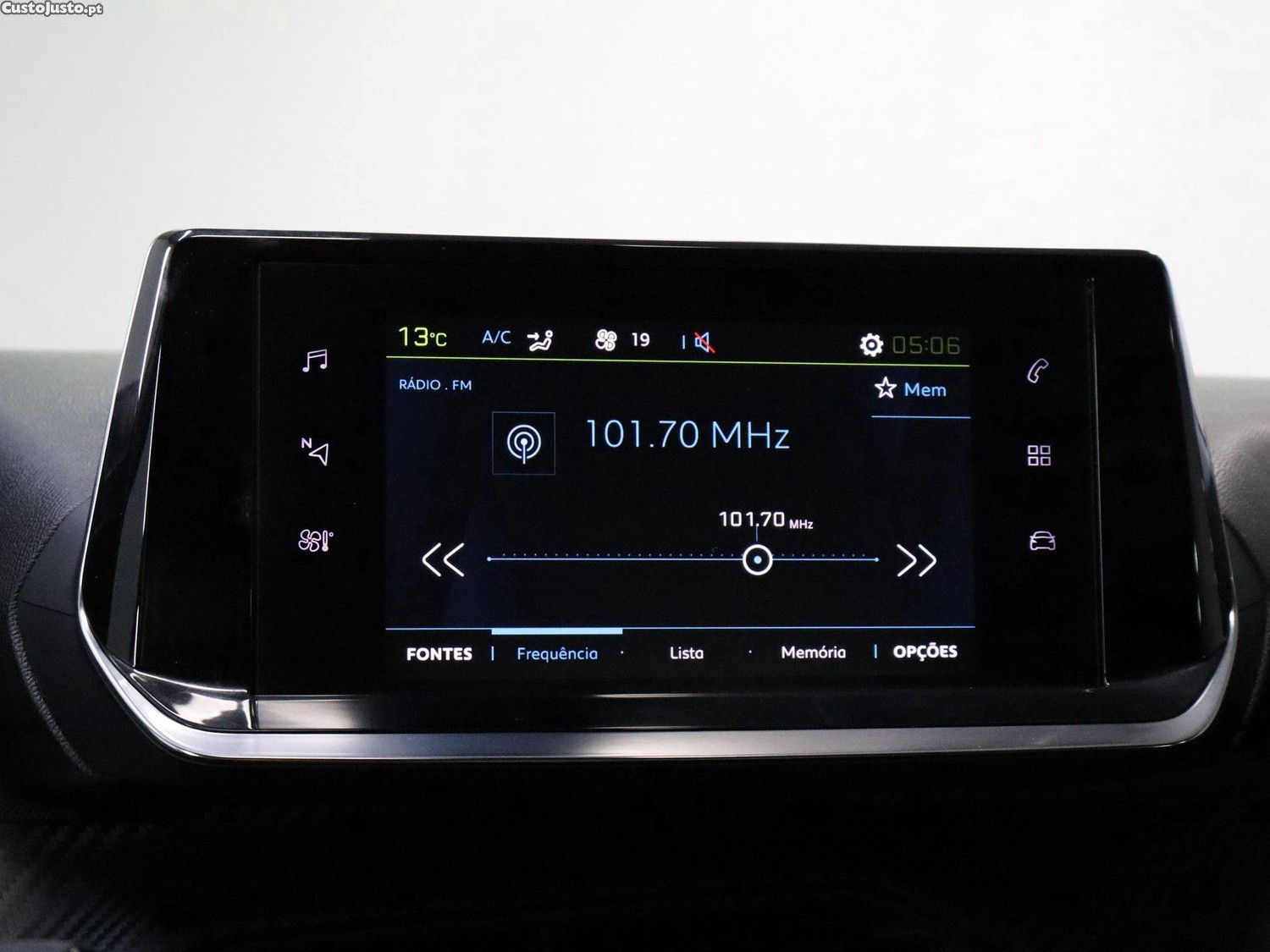 Peugeot 208 50 kWh Active — fotografia 14
