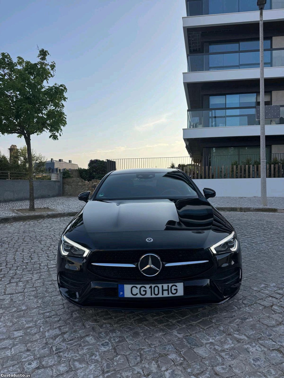 Mercedes-Benz CLA 250 e AMG + Pack Nigth — fotografia 11