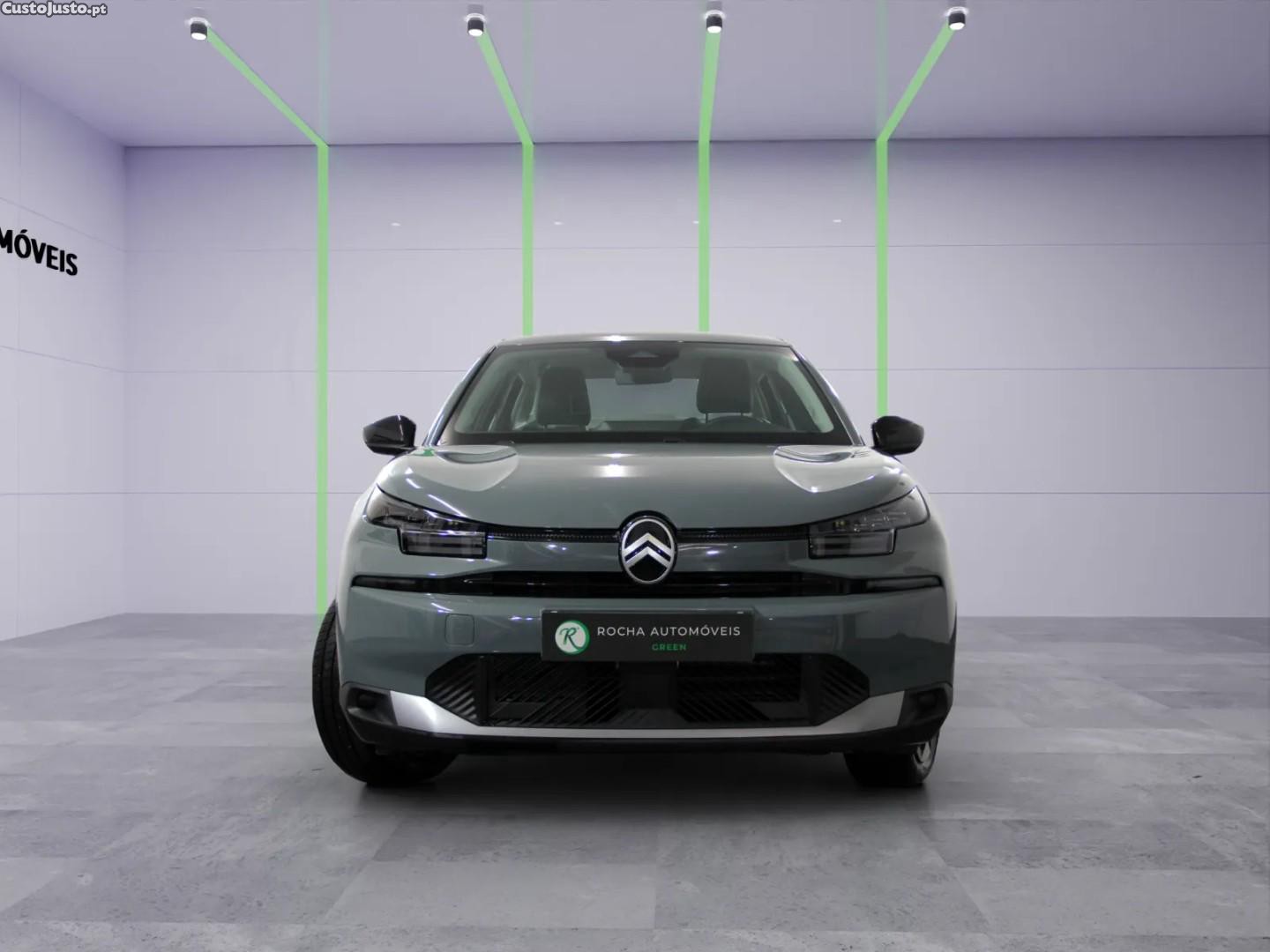 Citroën e-C4 54 kWh Plus — fotografia 12