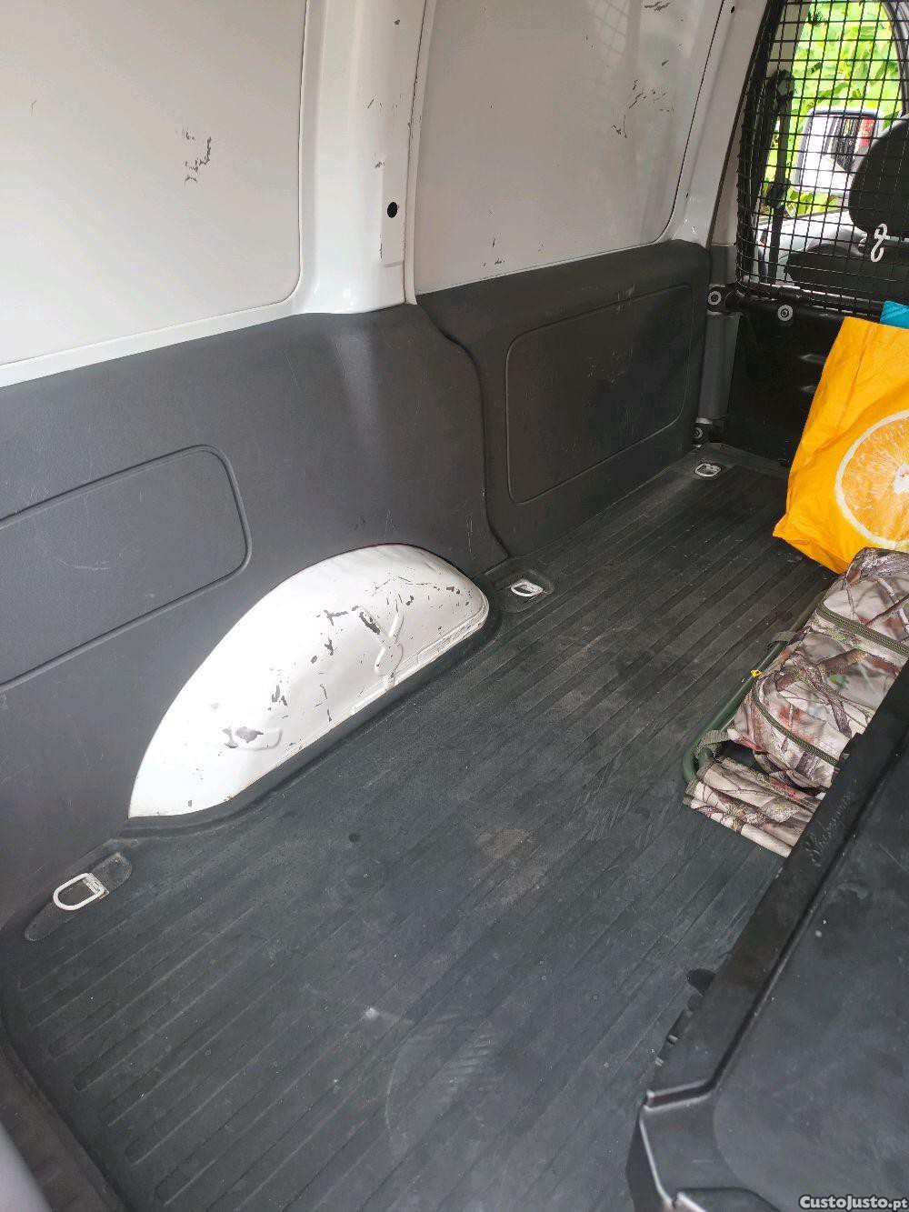 Opel Combo 1.7di — fotografia 5