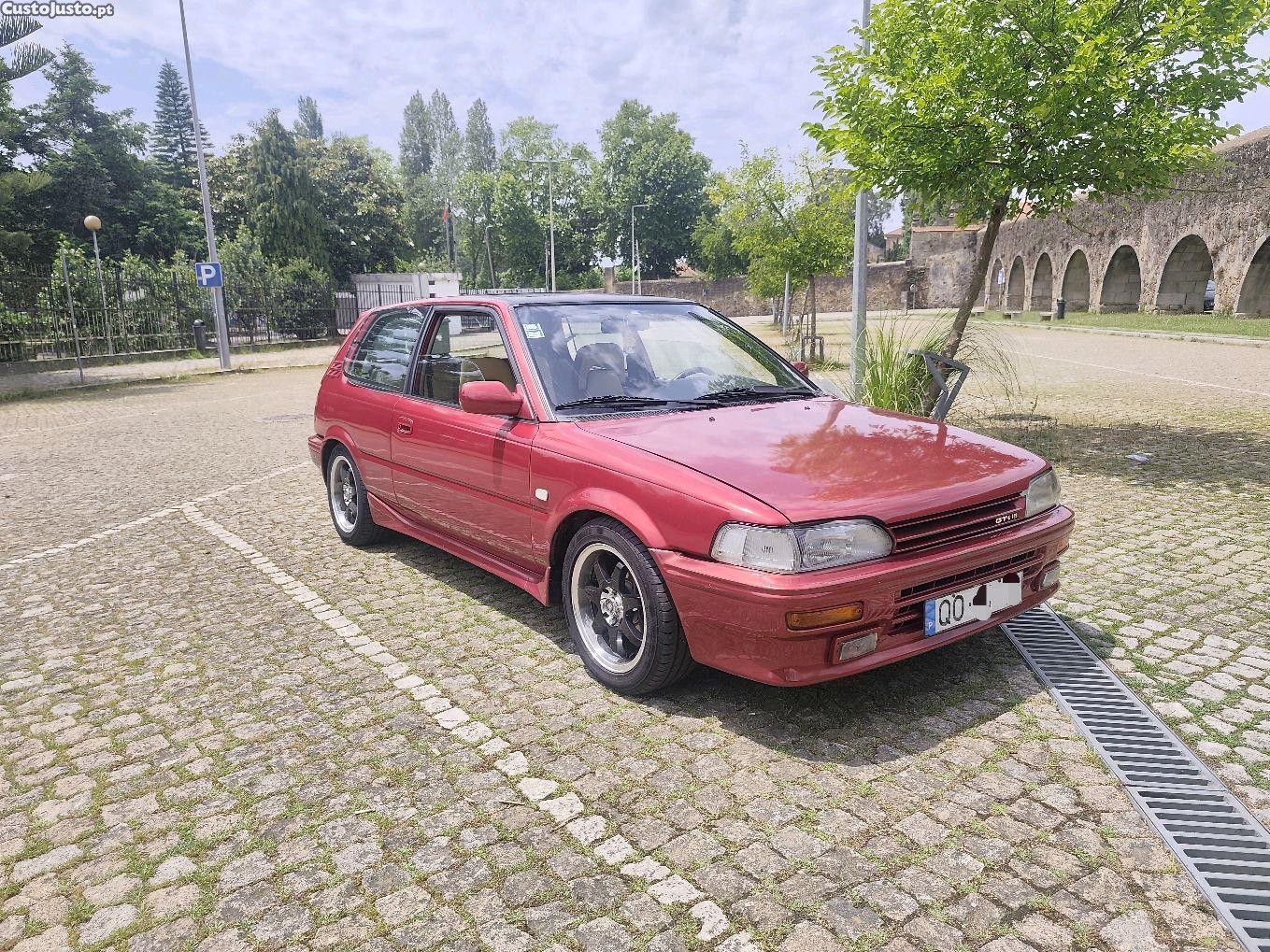 Toyota Corolla ae92 GTI 1.6 - 89 foto 2