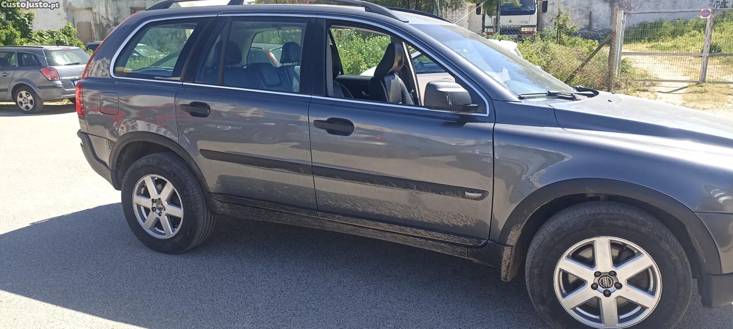 Volvo XC 90 2.5 Diesel 4x4 Àutomático Impecável! — fotografia 11