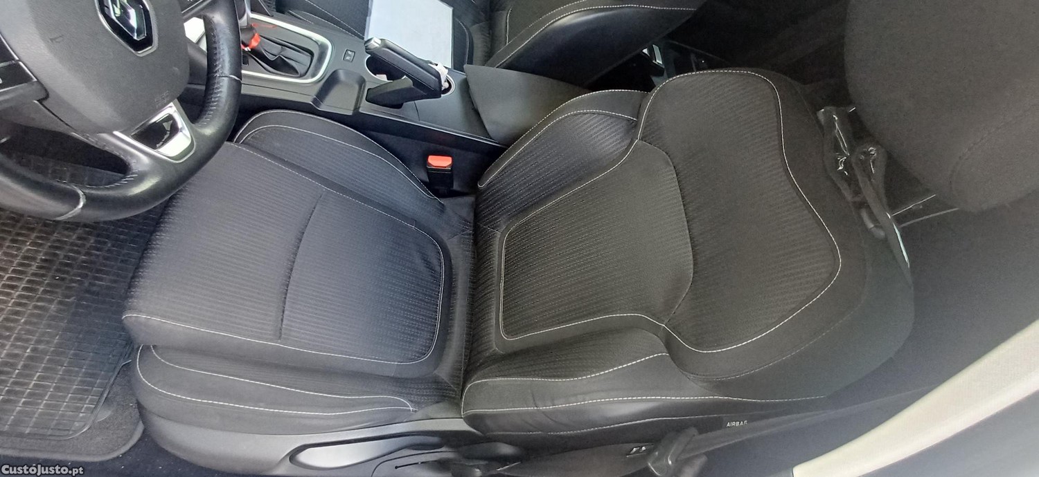 Renault Mégane 4 — fotografia 3