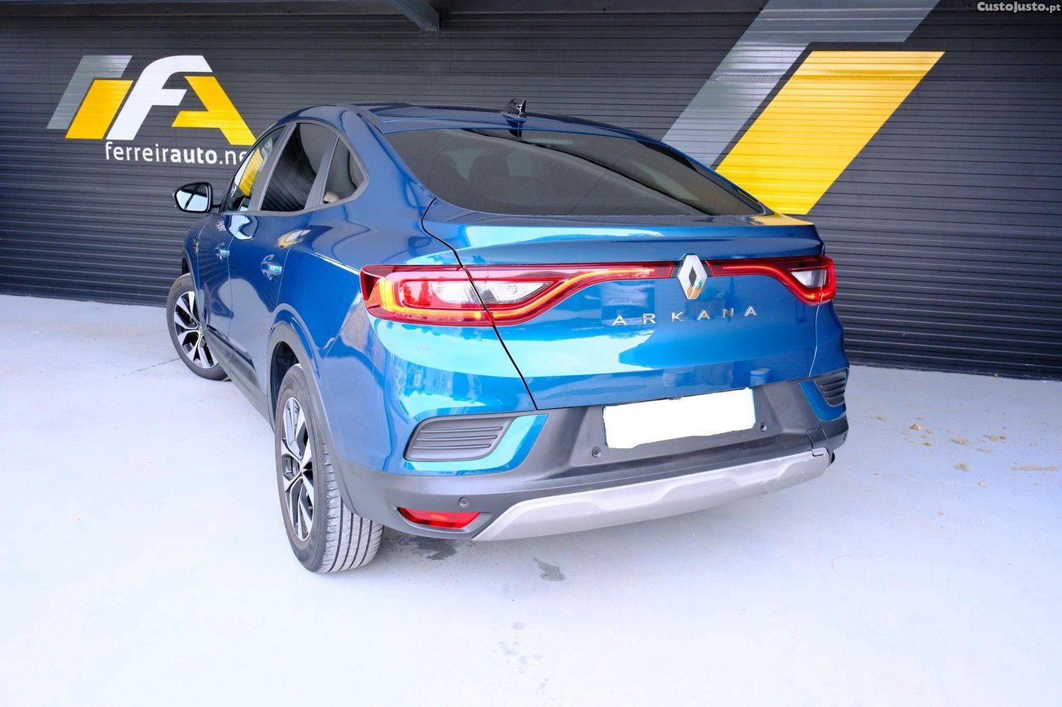 Renault Arkana 1.3 TCe Evolution EDC — fotografia 21