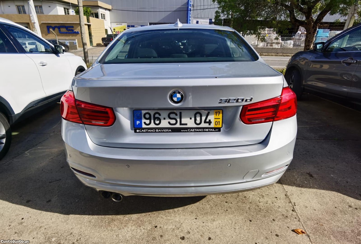 BMW 320 LCI Avantage 190cv — fotografia 5