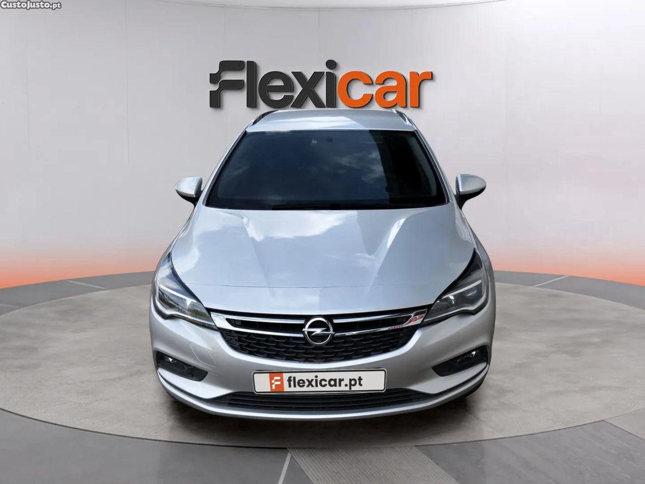 Opel Astra Sports Tourer 1.0 Dynamic Sport S/S — fotografia 16