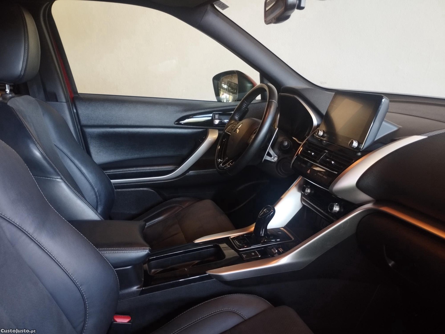 Mitsubishi Eclipse Cross 2.4 PHEV (PlugIn - gasolina) — fotografia 6
