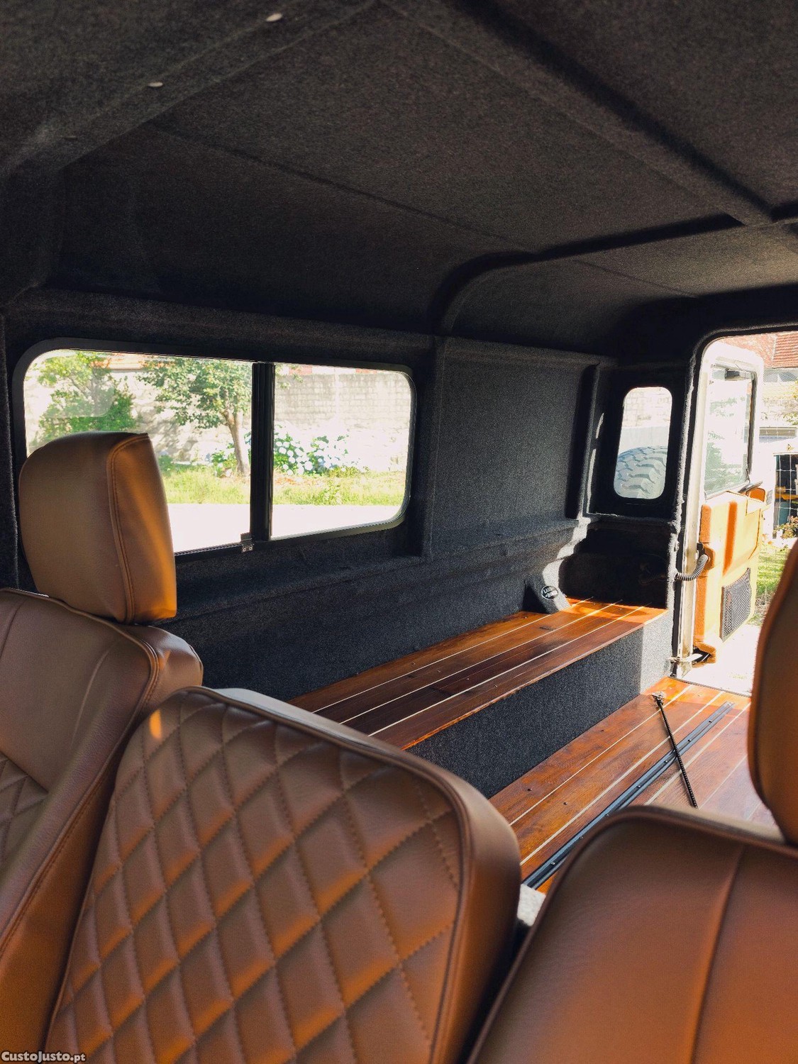 Land Rover Defender 110 — fotografia 5