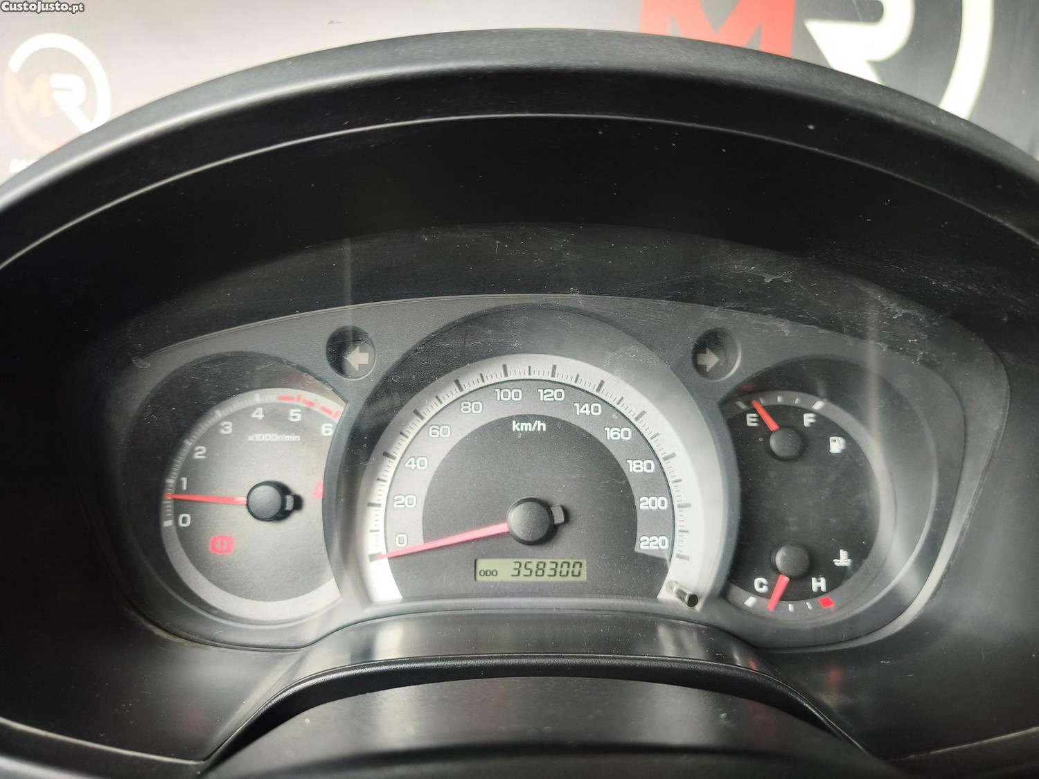Isuzu D-Max 2.5 DTi CD 2WD LS CM — fotografia 19