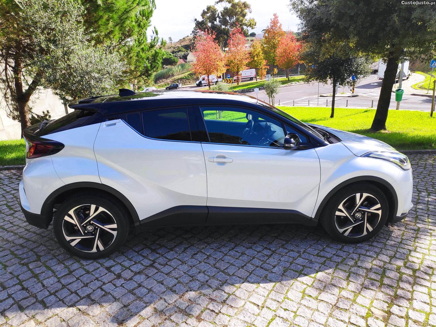 Toyota C-HR 1.8 Hybrid Square Collection — fotografia 5