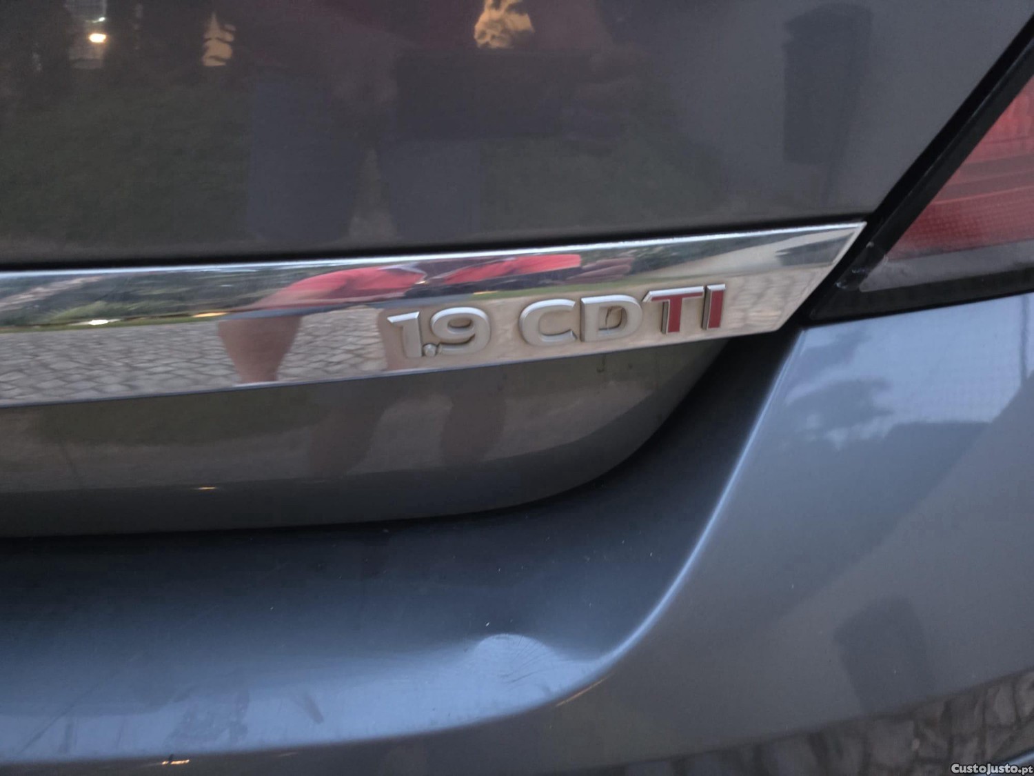 Opel Astra 1.9 cdi 150 cv — fotografia 6