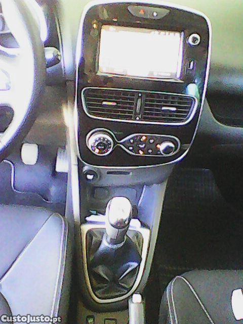 Renault Clio 1500-DCI-Diesel de 90-Cavalos — fotografia 8