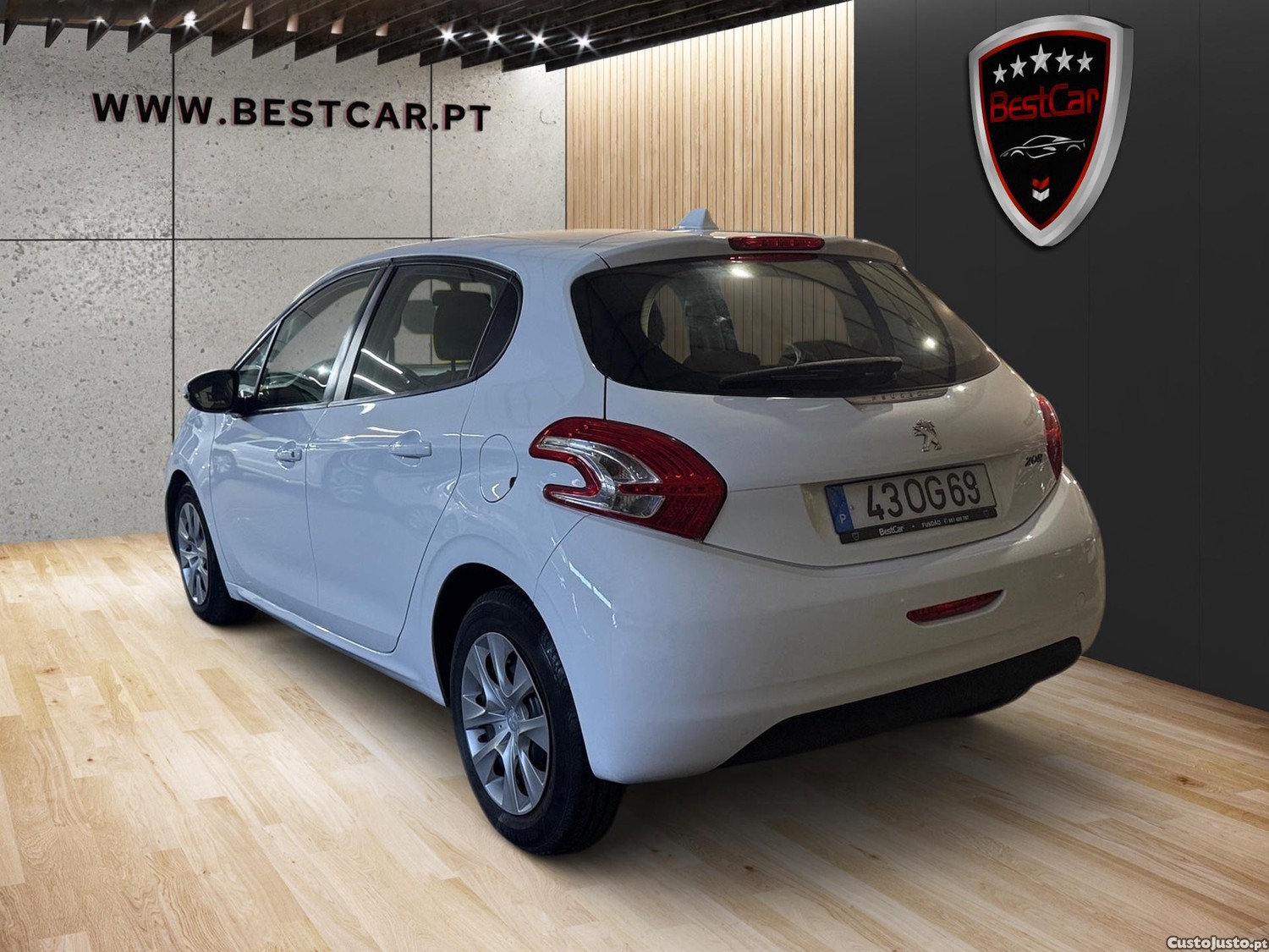 Peugeot 208 1.4 HDI — fotografia 9