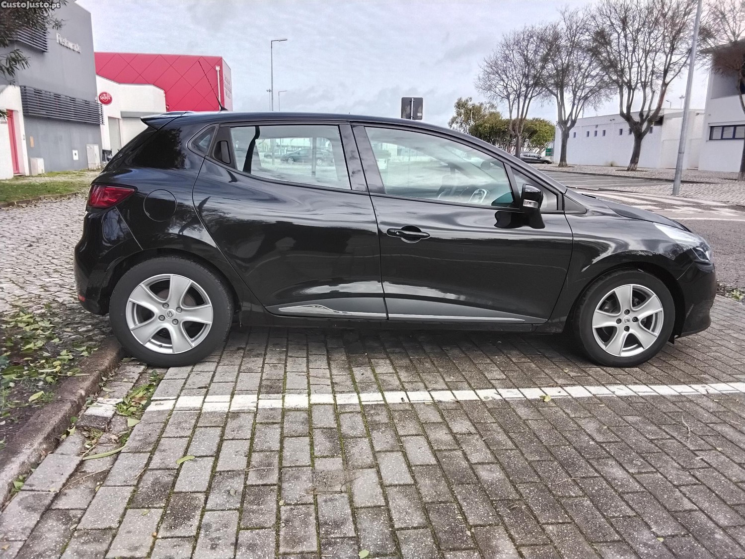 Renault Clio 1500 VAN 90cv IVA DEDUTÍVEL — fotografia 6