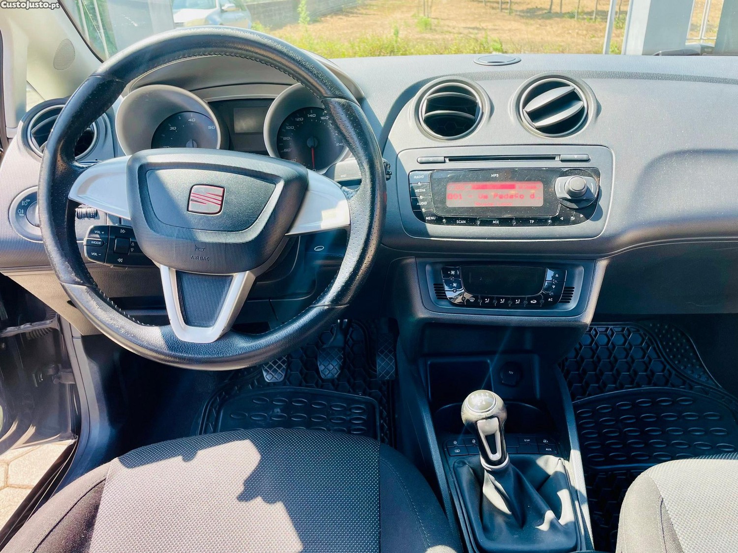 SEAT Ibiza 1.4 TDi Sport DPF — fotografia 5