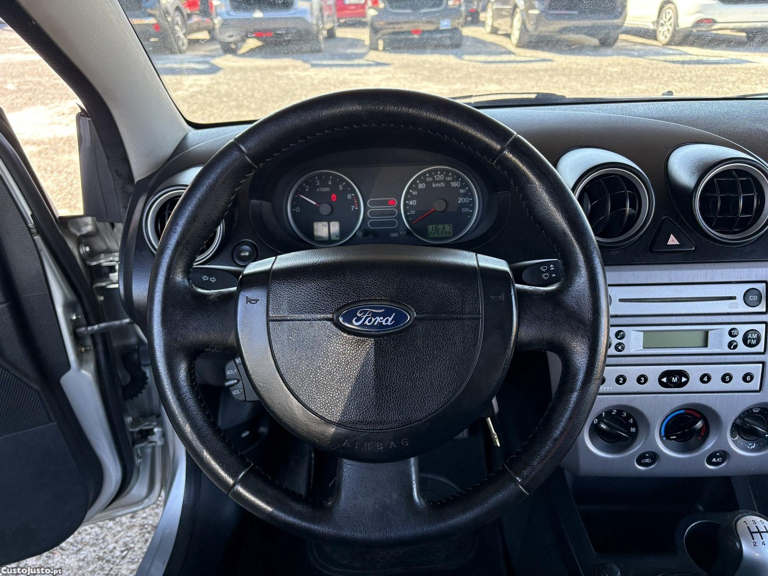 Ford Fiesta 1.25 Ambiente — fotografia 9