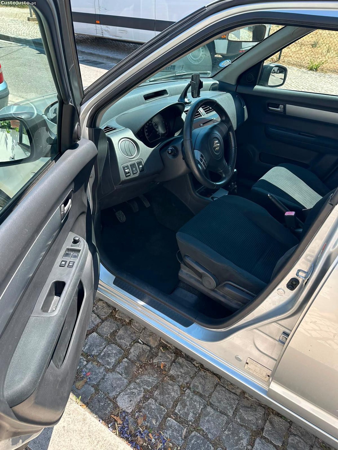 Suzuki Swift Diesel 1.3 — fotografia 5