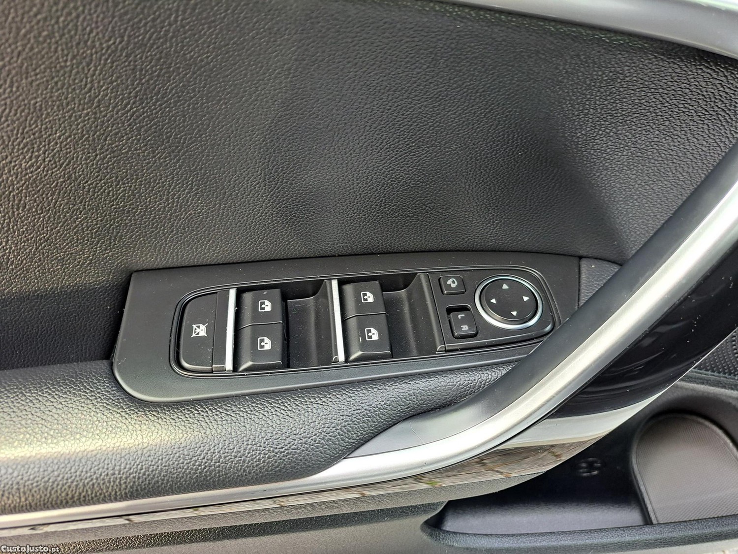 Kia Ceed SW 1.6 CRDI MHEV Drive + SRF — fotografia 23