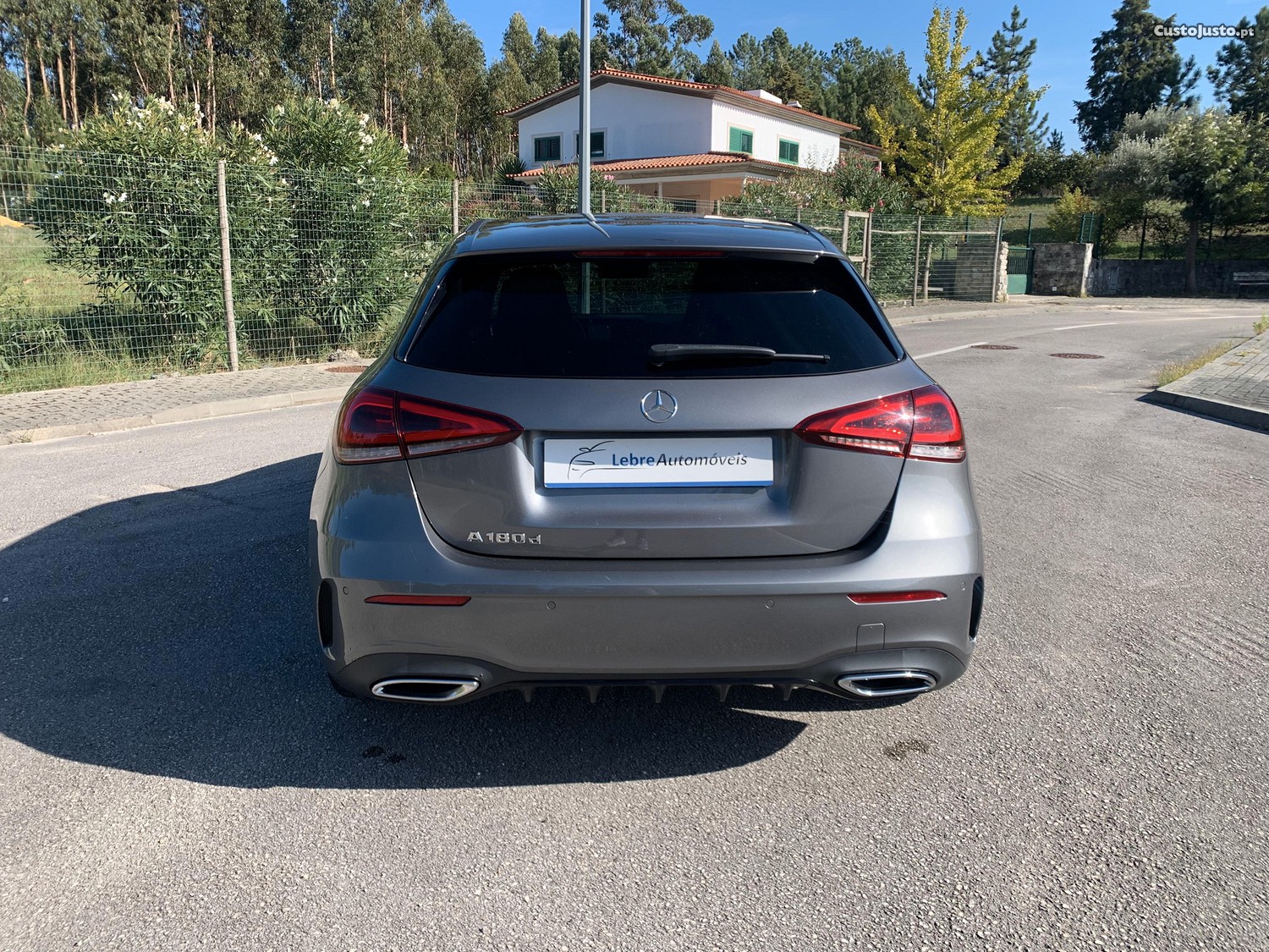 Mercedes-Benz A 180 AMG auto pack premium - 19 foto 4