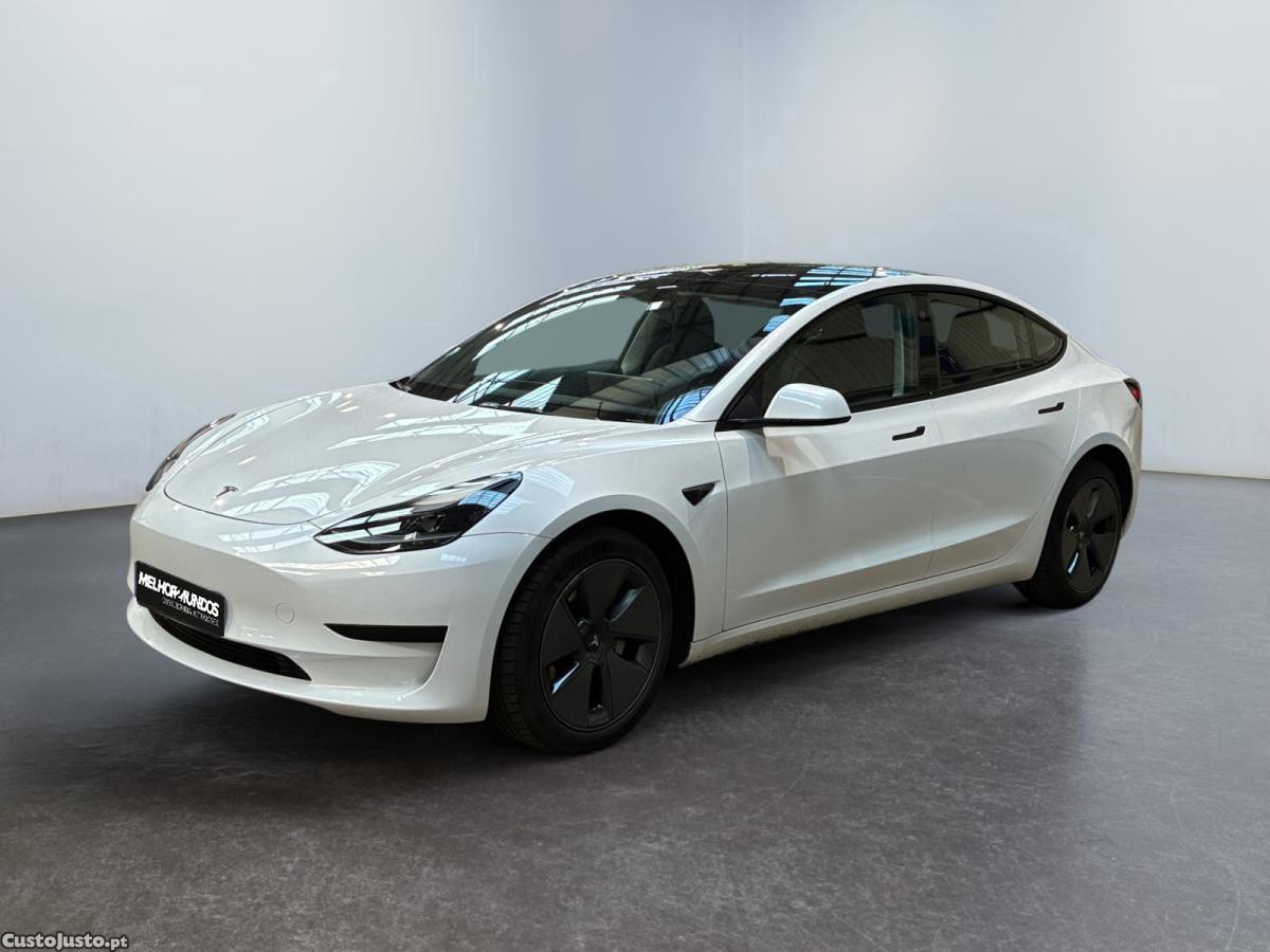 Tesla Model 3 Standard Range Plus RWD