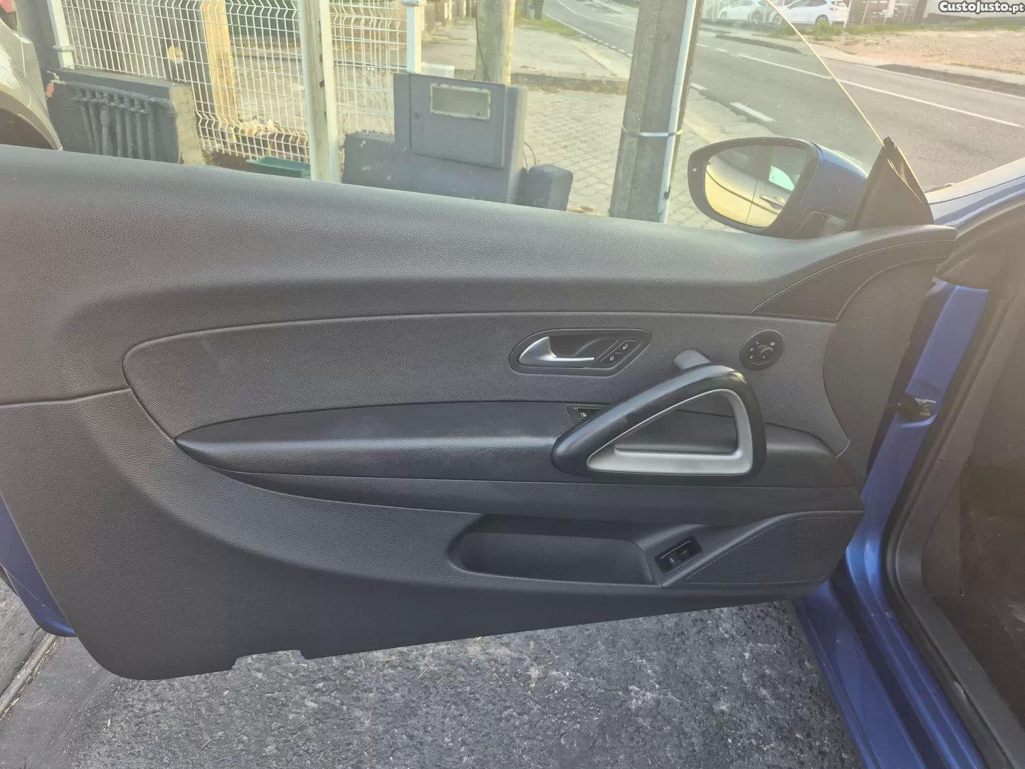 Volkswagen Scirocco 1.4 tsi sport — fotografia 9