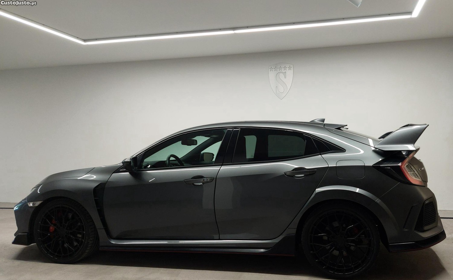 Honda Civic 2.0 i-VTEC Type-R - 20 — photo 3