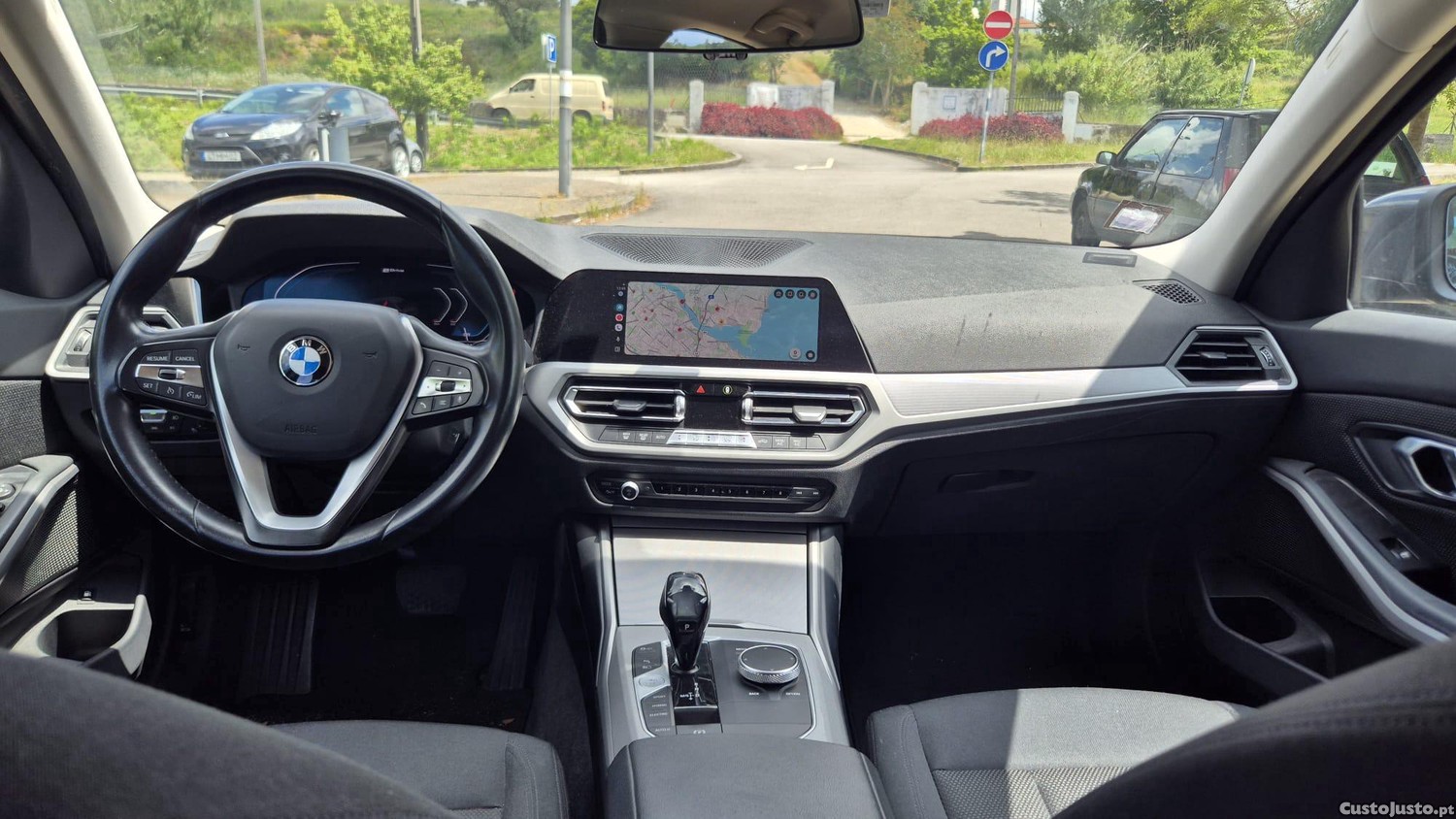 BMW 330 e — fotografia 6