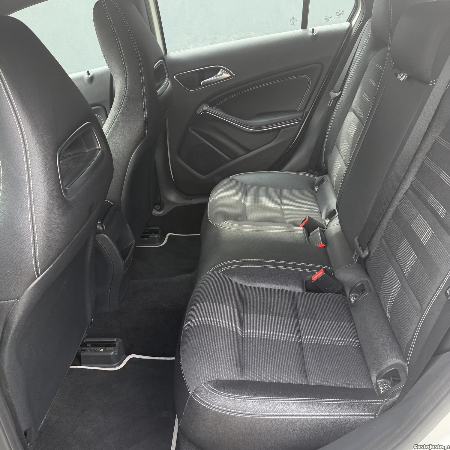 Mercedes-Benz A 200 Urban — fotografia 4