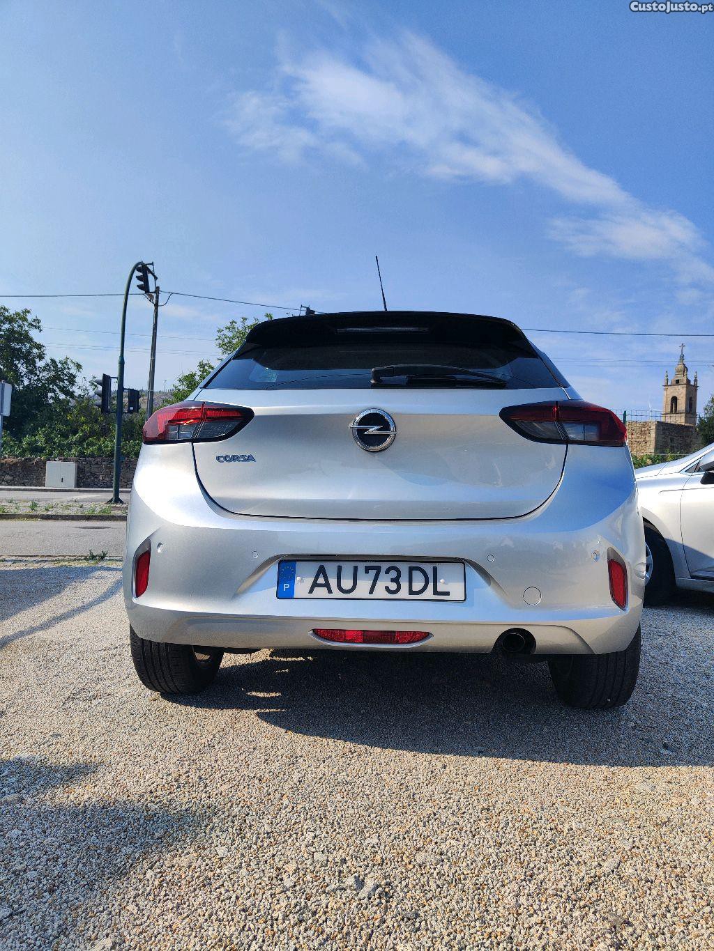 Opel Corsa 1.5 Gasóleo — fotografia 3