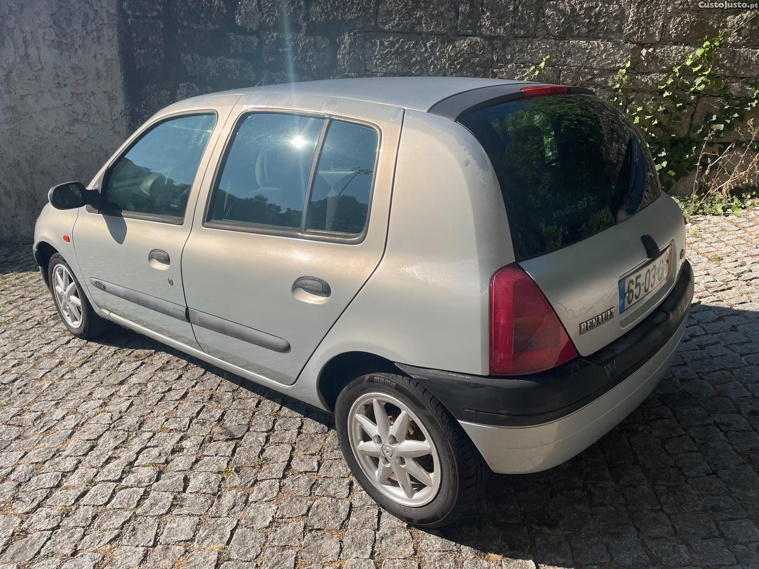 Renault Clio 1.2 — fotografia 7
