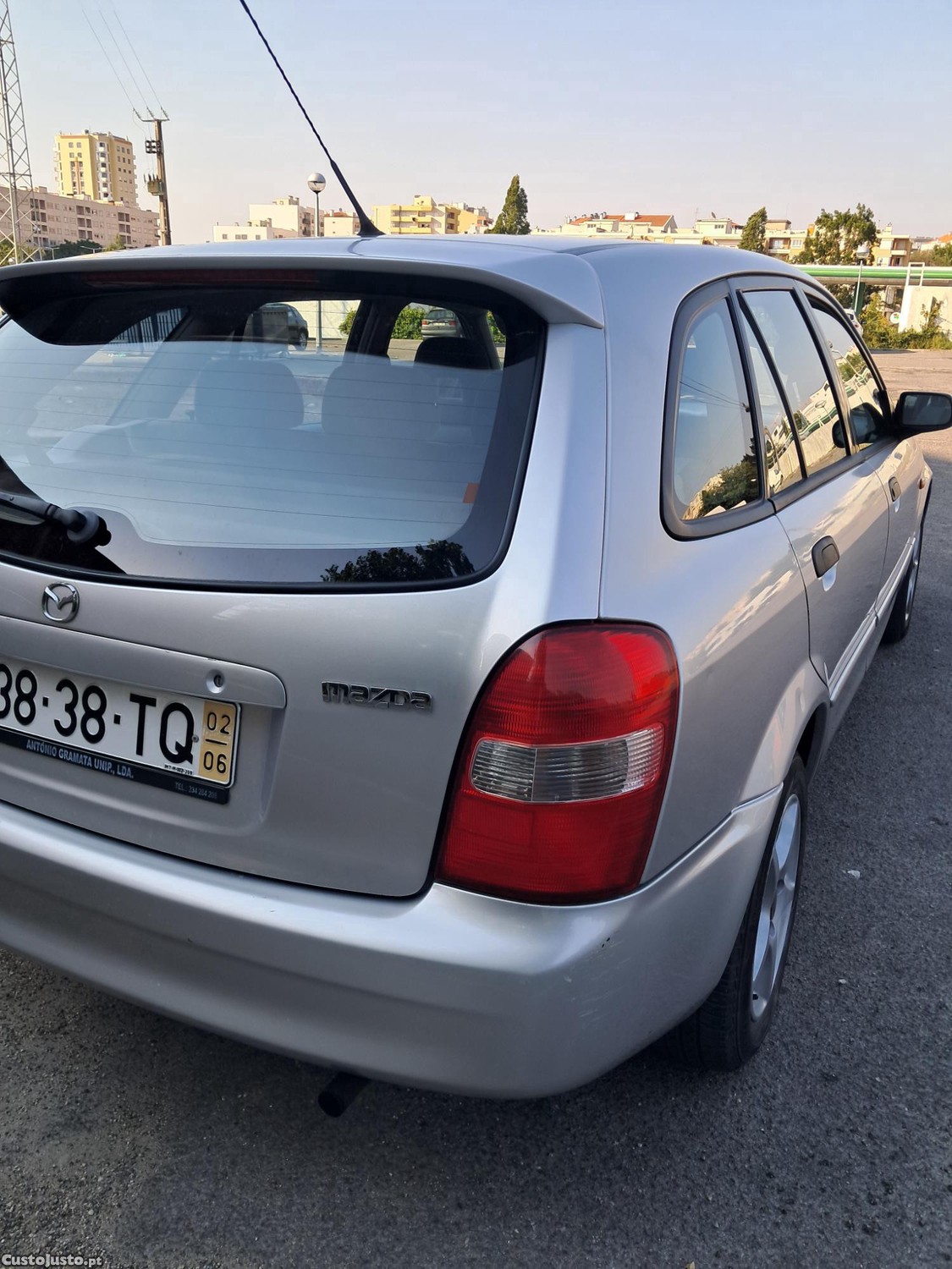Mazda 323 (/F) — fotografia 7