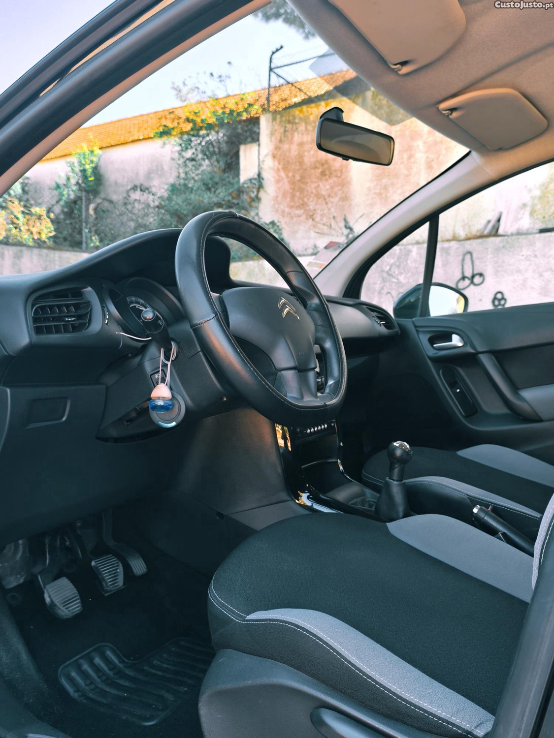 Citroën C3 PureTech — fotografia 3