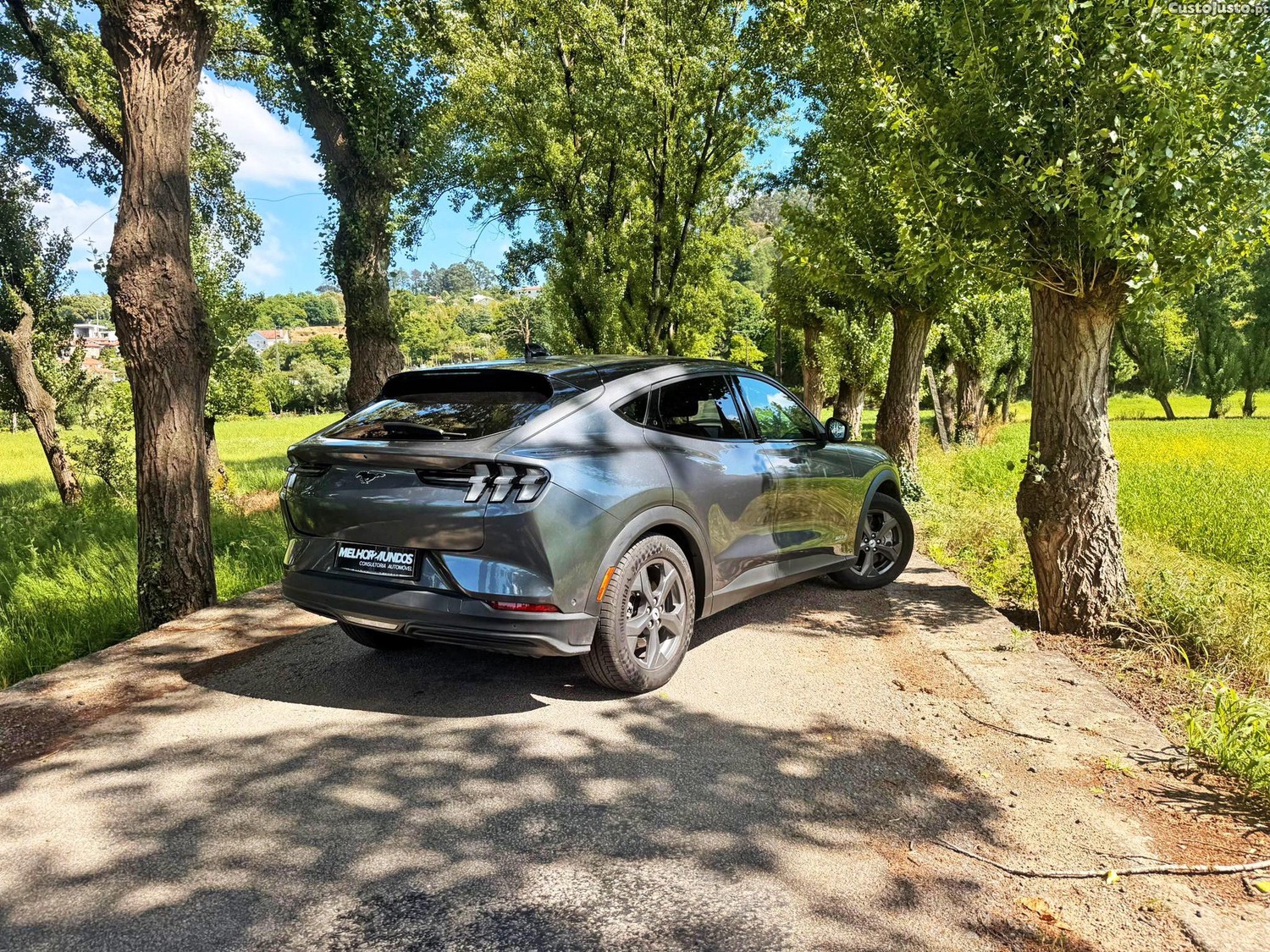 Ford Mustang Mach-E Standard Range — fotografia 13
