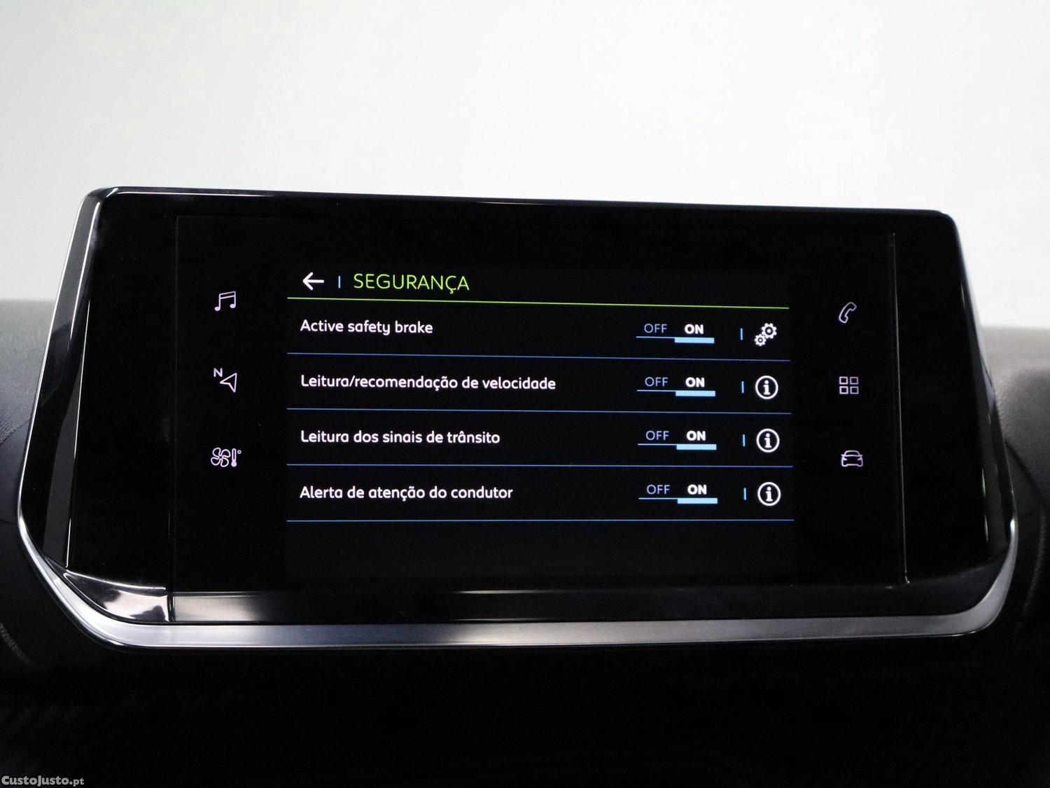 Peugeot 208 50 kWh Active — fotografia 10