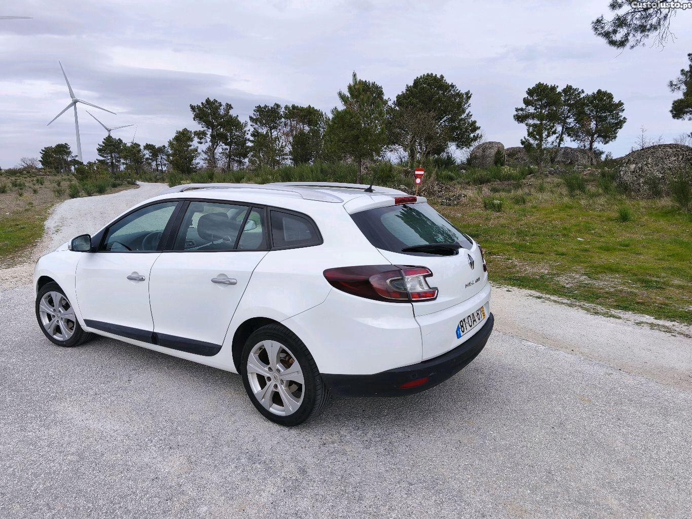 Renault Mégane Sport Tourer 1.5 dCi Dynamic — fotografia 8
