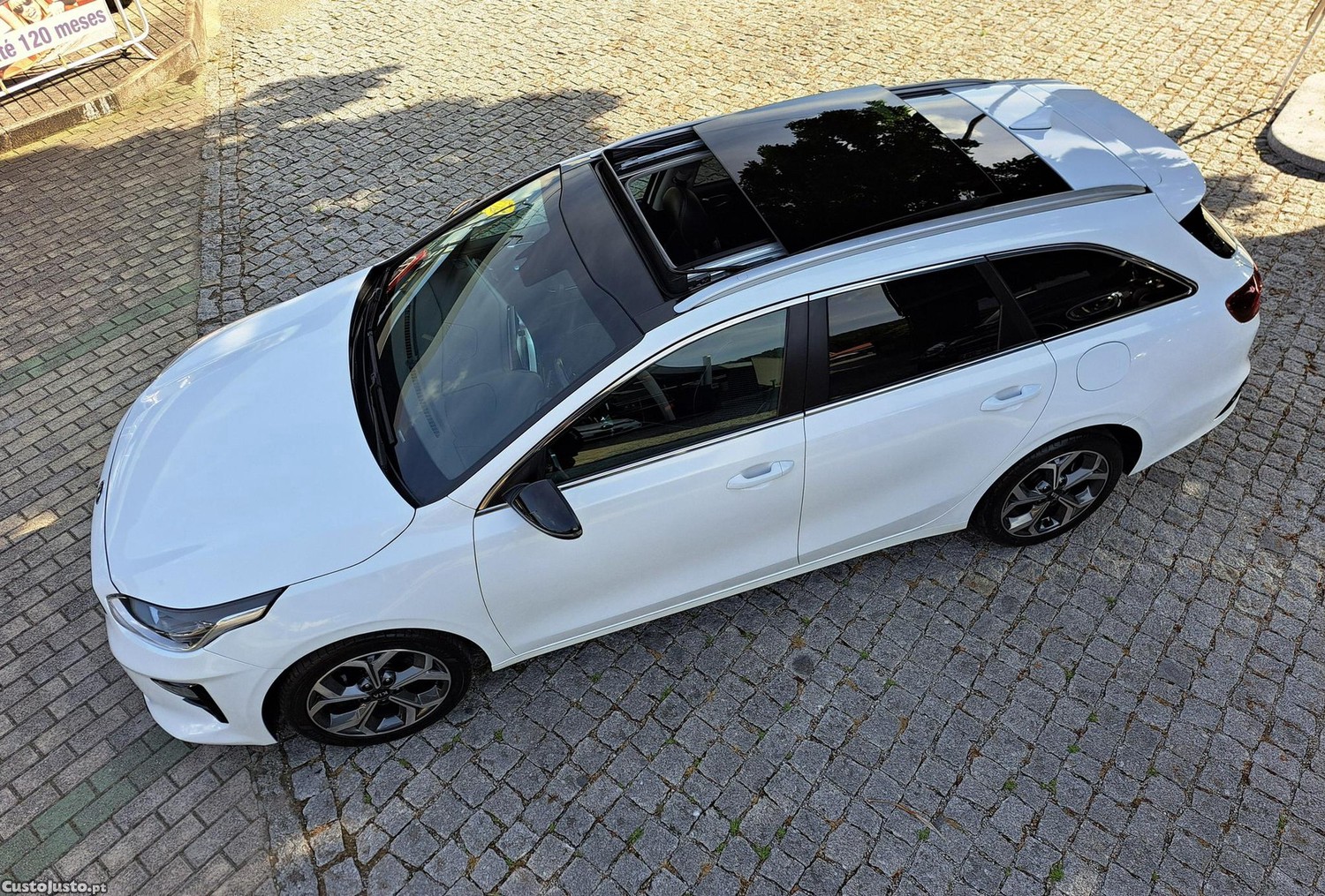 Kia Ceed SW 1.6 CRDI MHEV Drive + SRF — fotografia 2