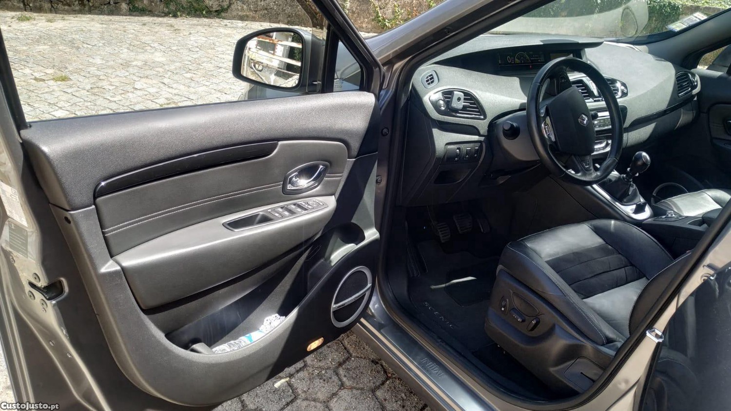 Renault Scénic Initiale Paris — fotografia 7