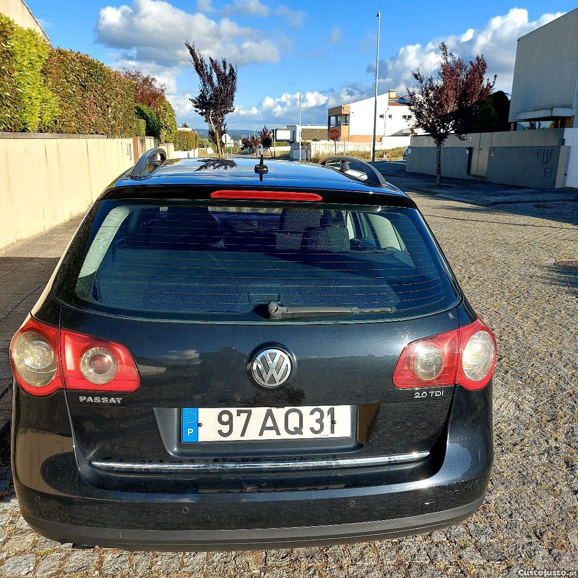 Volkswagen Passat SW 2.0 TDI Confortline 140 cv — fotografia 7