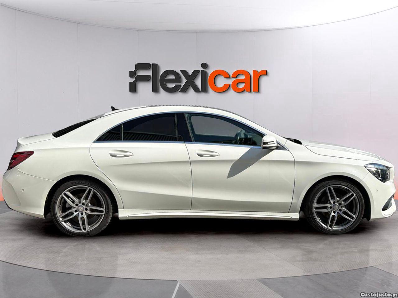 Mercedes-Benz CLA 180 d AMG Line - 16 — photo 3