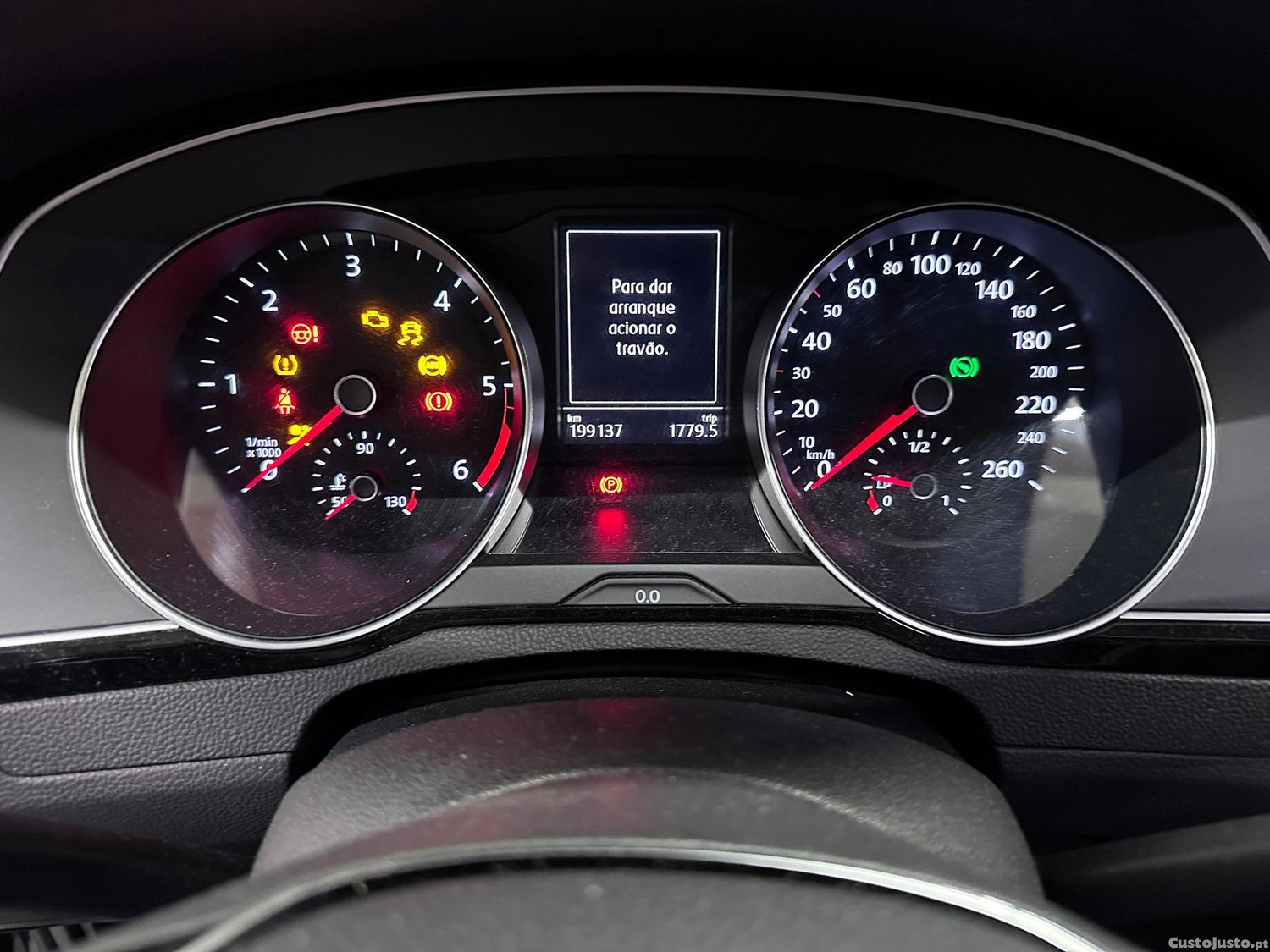 Volkswagen Passat 2.0 TDi Confortline DSG — fotografia 4